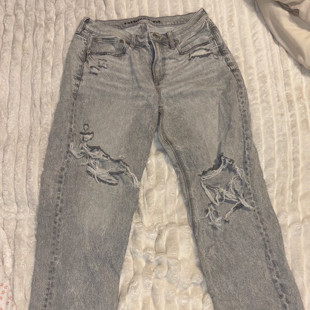 American Eagle Distressed Gray Women Jeans